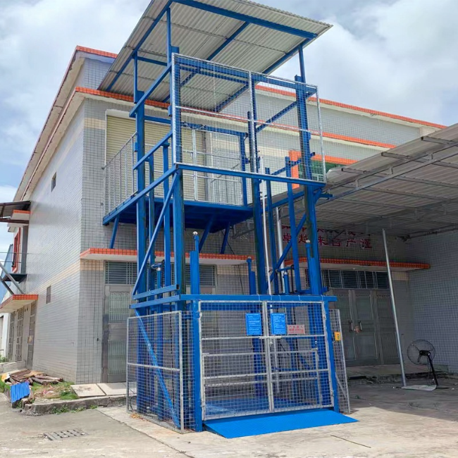 黄石建材厂室外升降货梯安装